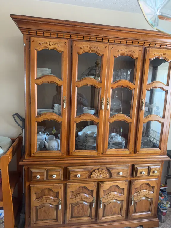 Traditional Oak China Cabinet & Dining Hutch