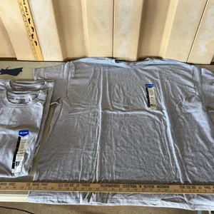 3 Adult XXX Large New Gildan T-Shirts-Grey