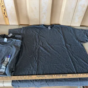 3 Adult XX Large New Gildan T-Shirts-Grey
