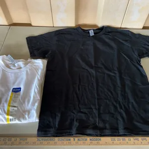 2 Youth Large New Gildan T-Shirts-Assorted Colors