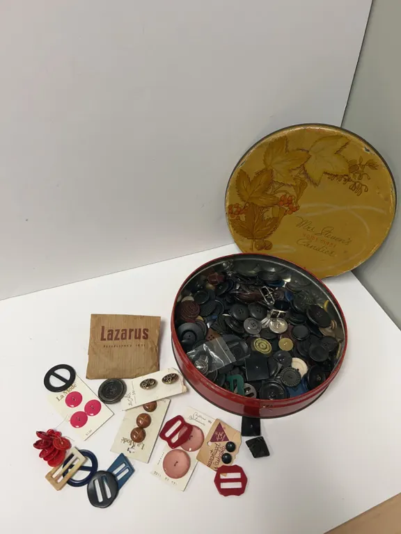 Assortment of Buttons and Buckles in Candy Tin