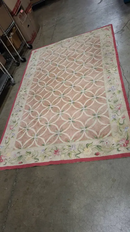 Hand-Hooked Wool Area Rug With Floral Border and Geometric Field