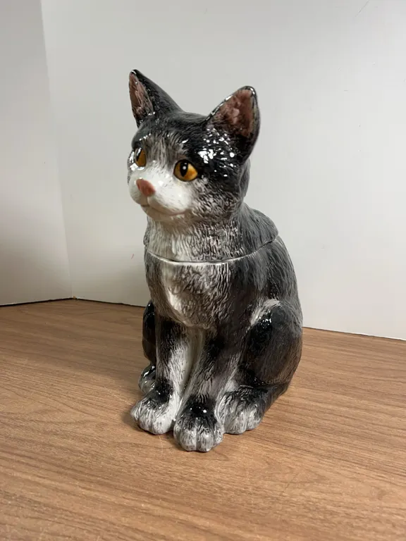 Ceramic Cat Cookie Jar with Glossy Black and White Finish