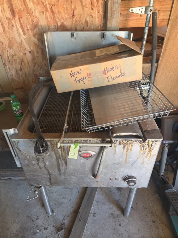 Vintage Wells brand stainless steel donut deep fryer