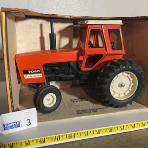 ERTL Allis Chalmers Tractor