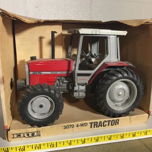 ERTL Massey-Ferguson