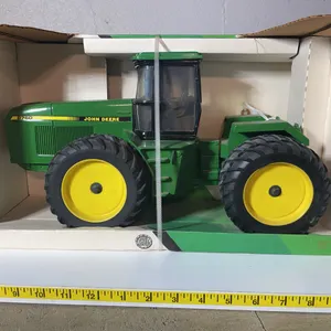 ERTL John Deere