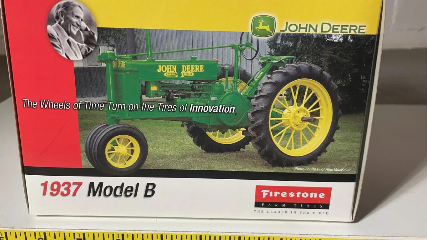ERTL Tractor