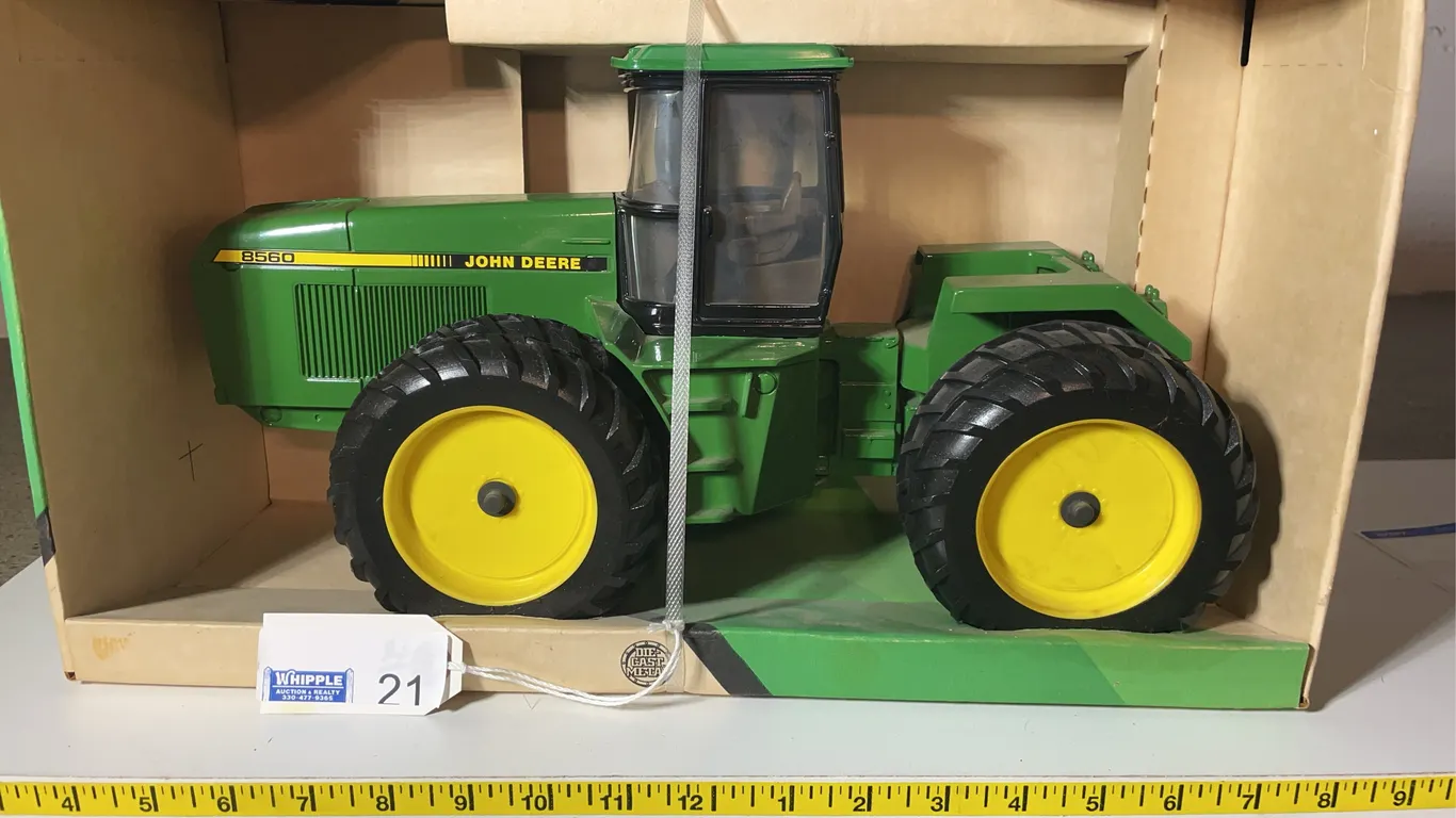 ERTL Tractor