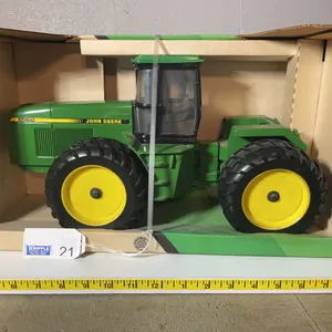 ERTL Tractor