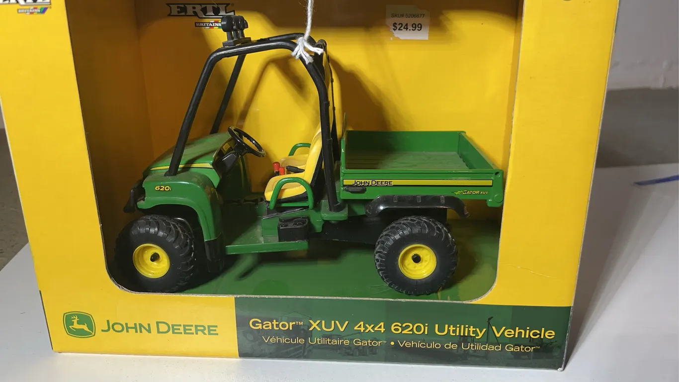 ERTL “Gator”
