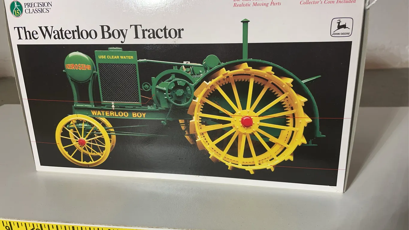 ERTL Precision Tractor
