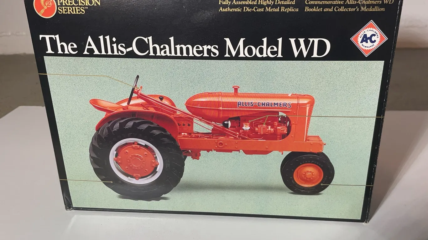 ERTL “PRECISION“ Tractor