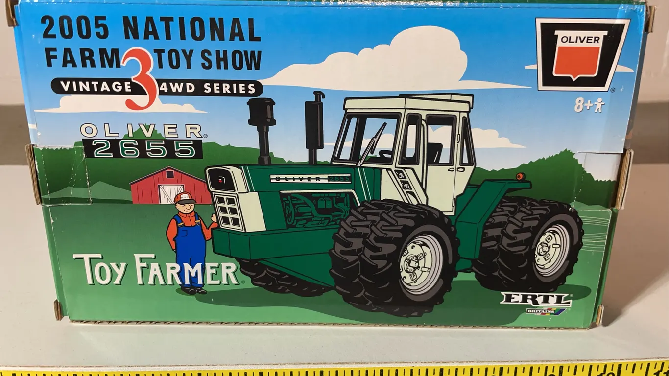 ERTL Oliver Tractor