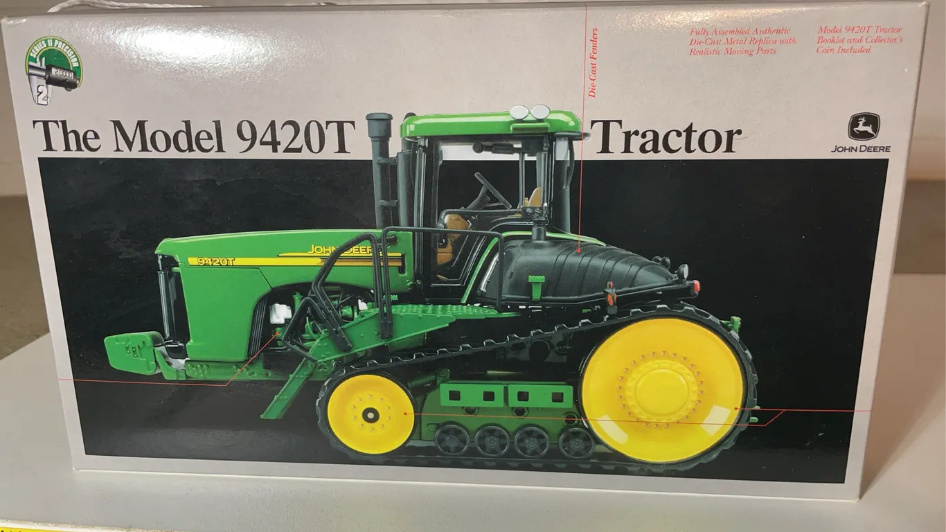 ERTL John Deere Tractor