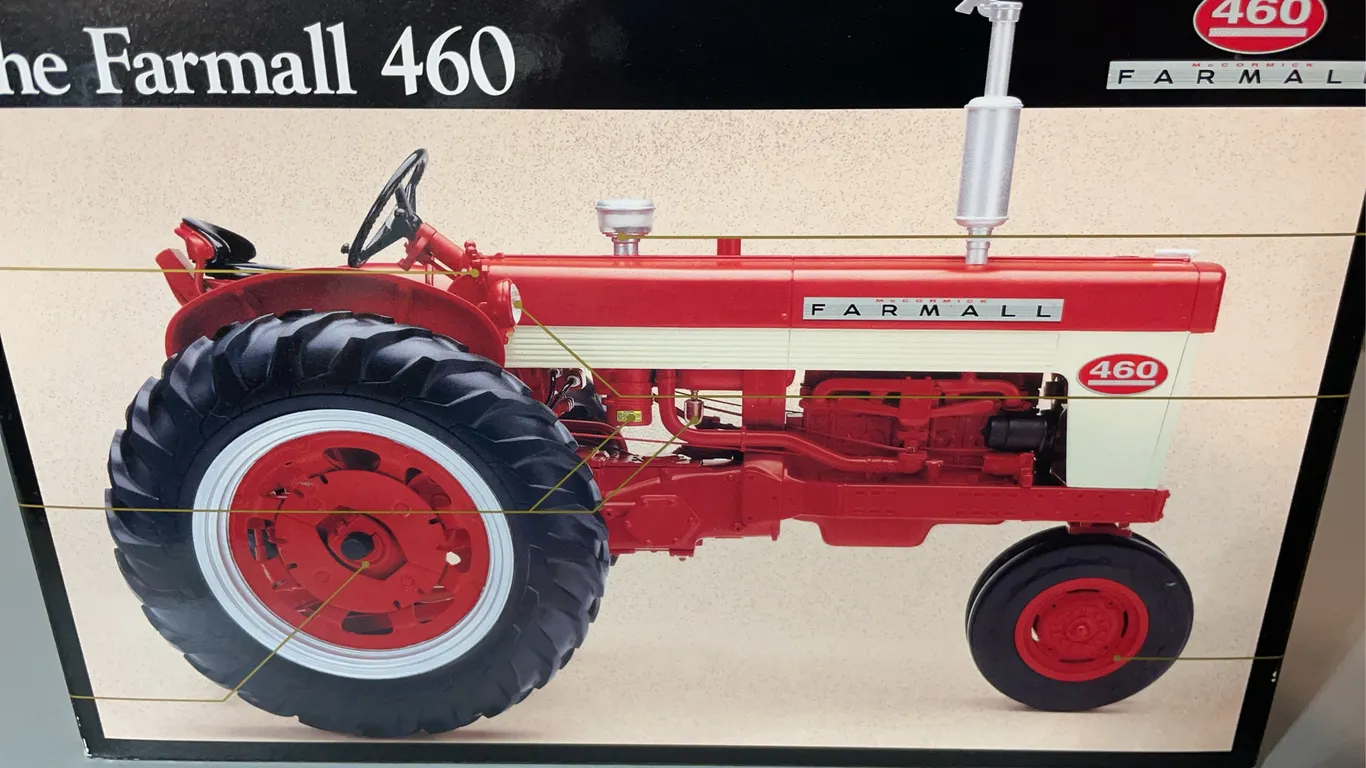 “PRECISION“ Farmall 460 Tractor