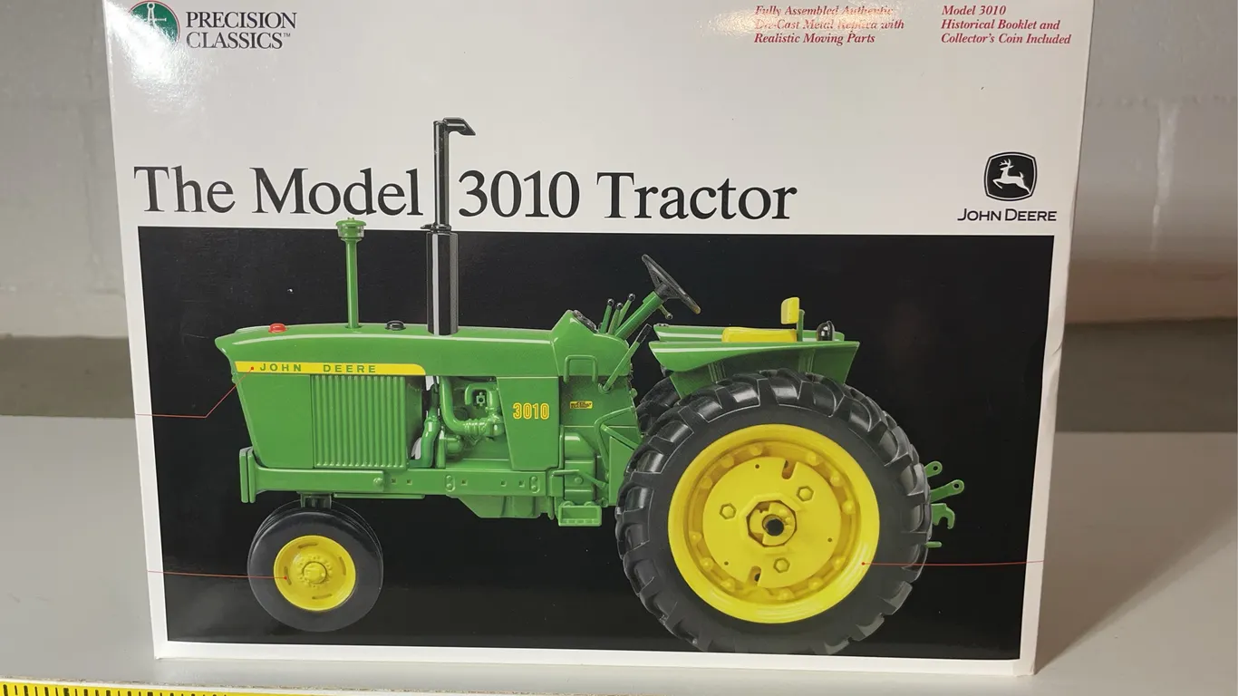ERTL John Deere