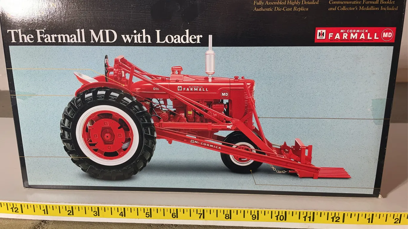ERTL "Precision" Farmall with Loader