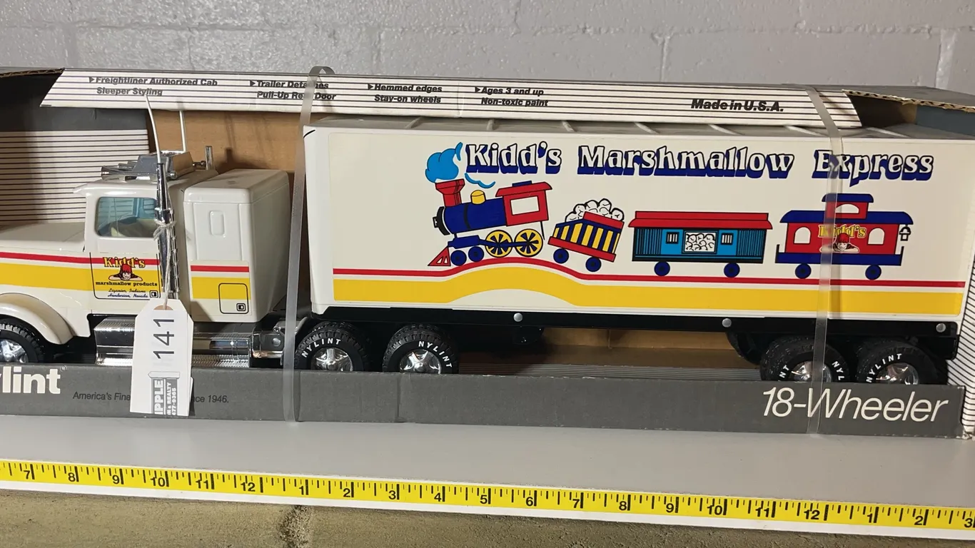 Nylint Truck