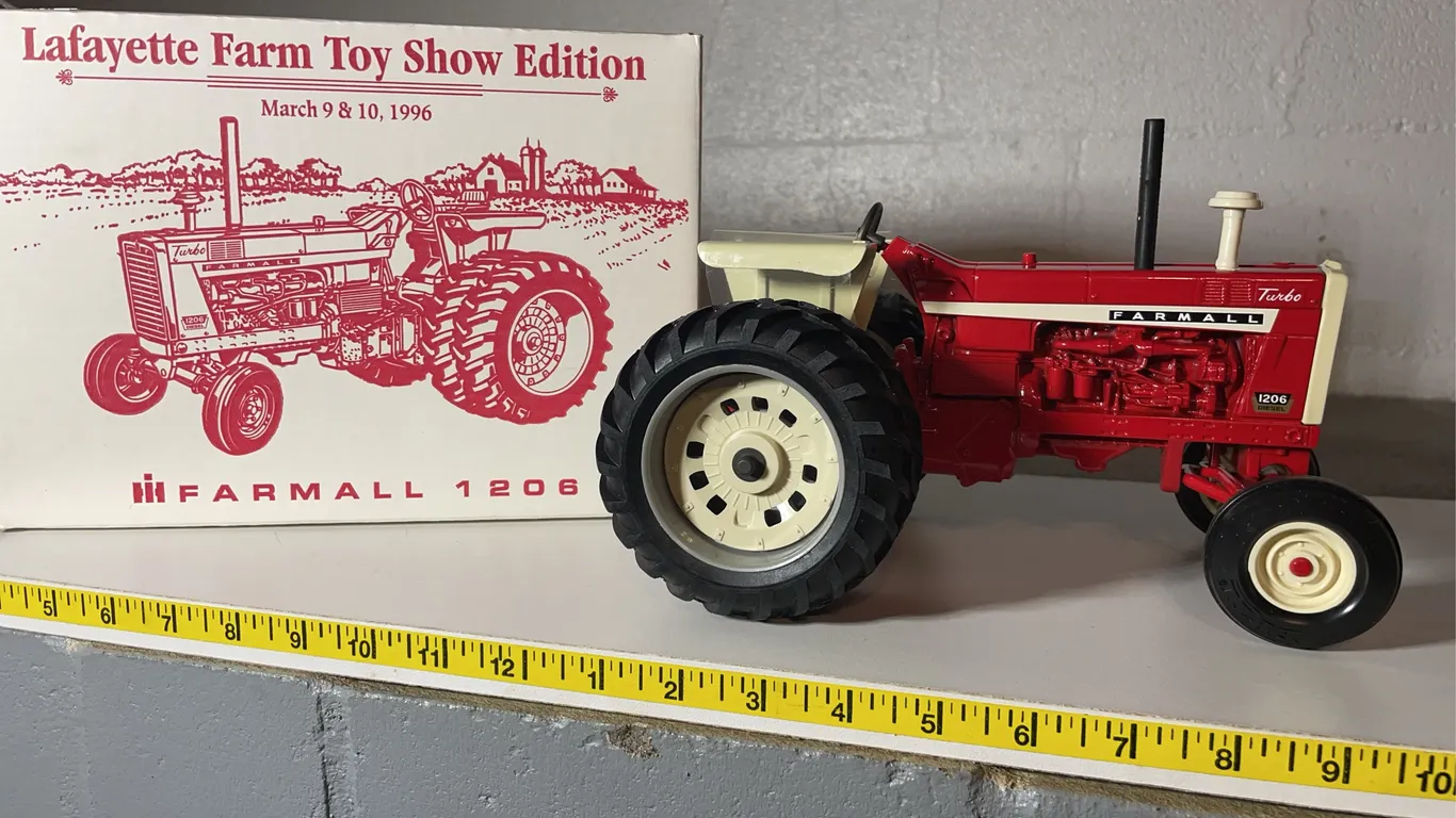 ERTL Farmall Tractor
