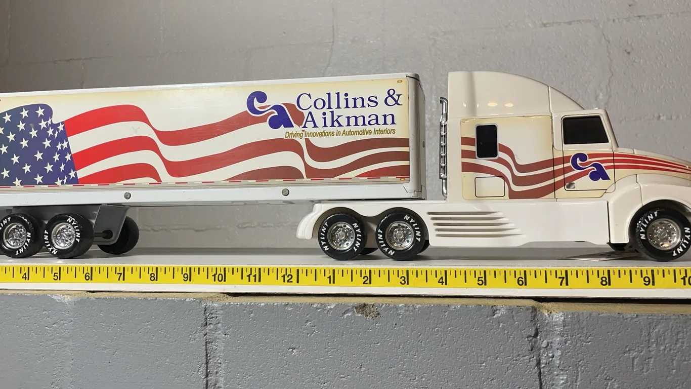 Nylint Truck