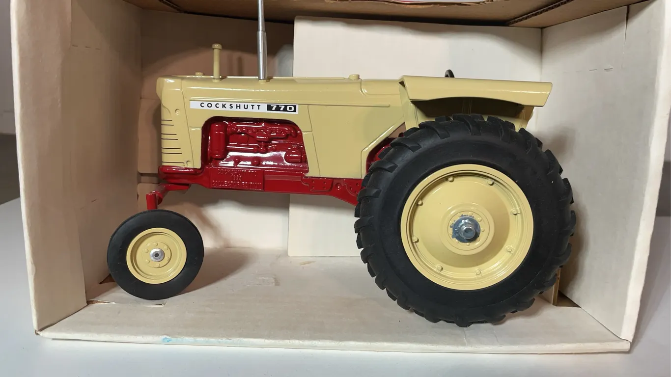 Special Cast Cockshutt Tractor