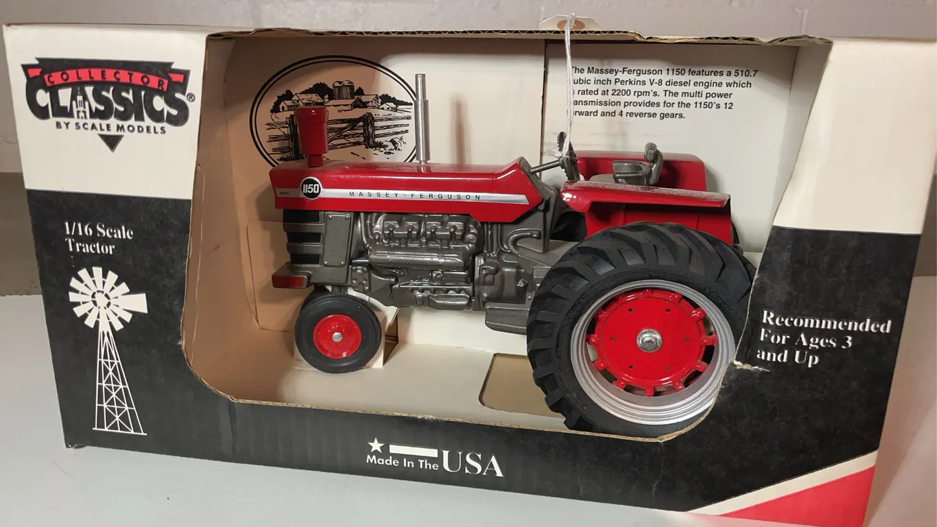 “Scale Models “ Massey Ferguson Tractor