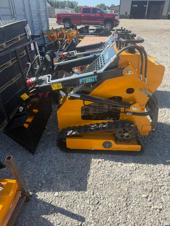 Skid Steer Loader - Track 360T
