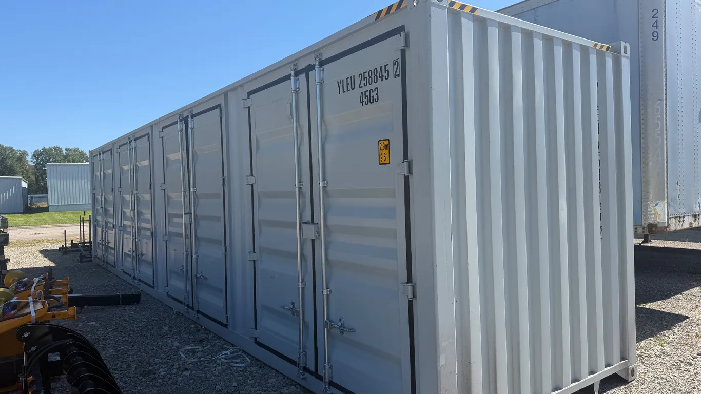 Storage Container 40ft HQ 4 Doors