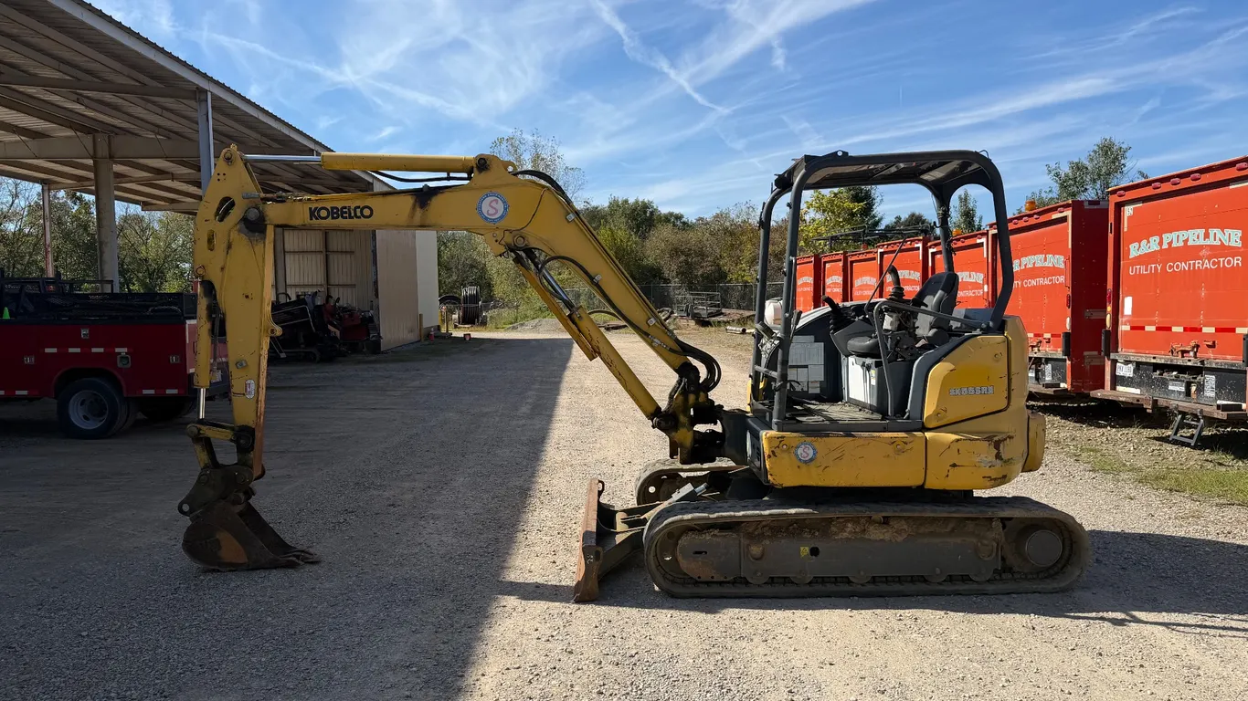2016 Kobelco SK55 Excavator
