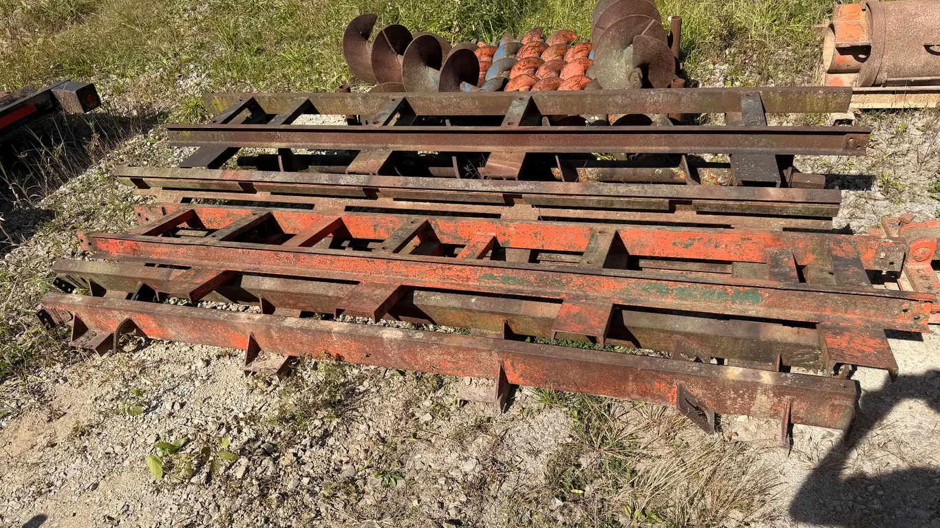 Directional Drill Auger track