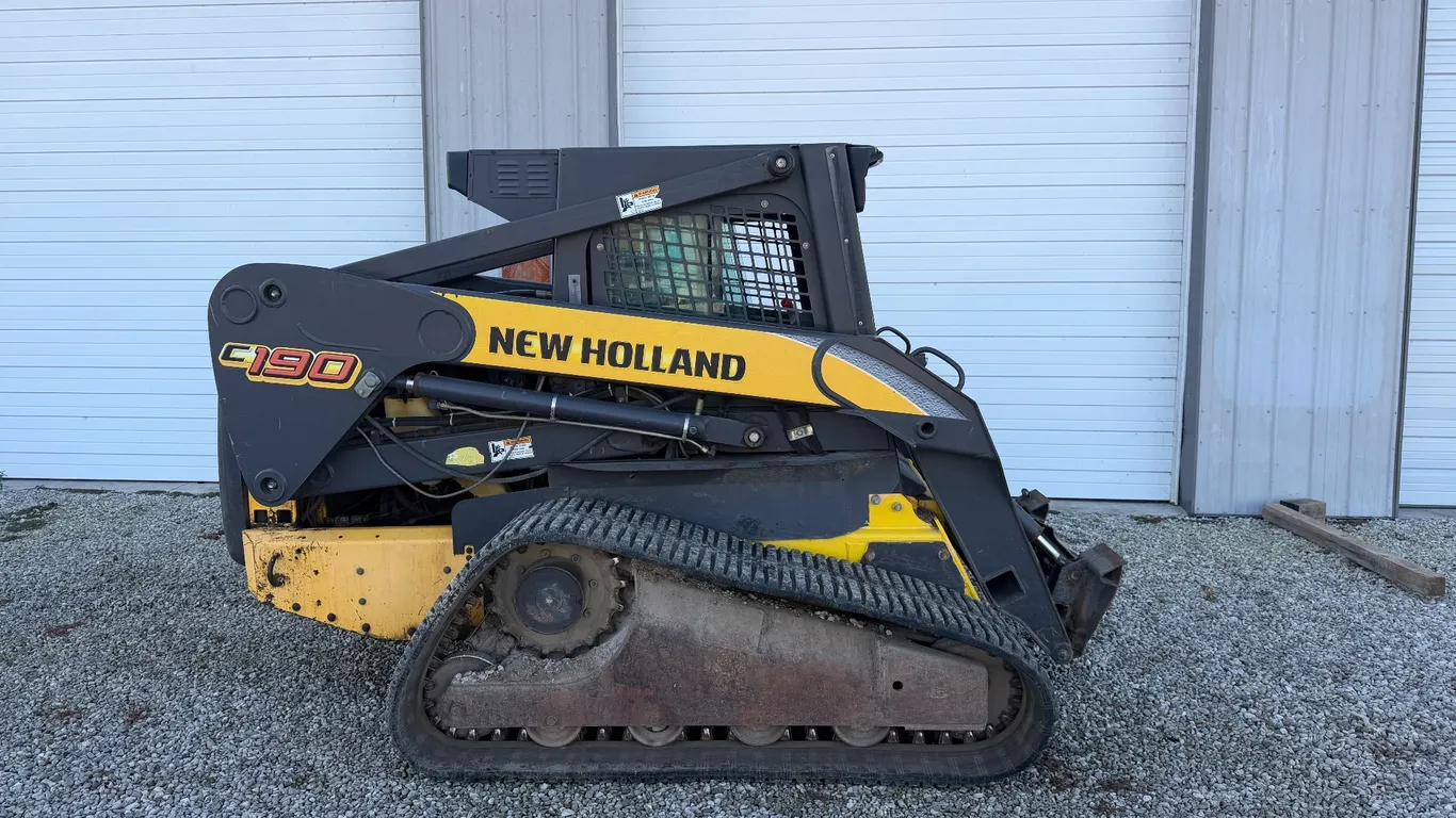 New Holland C190 Track Skid Loader