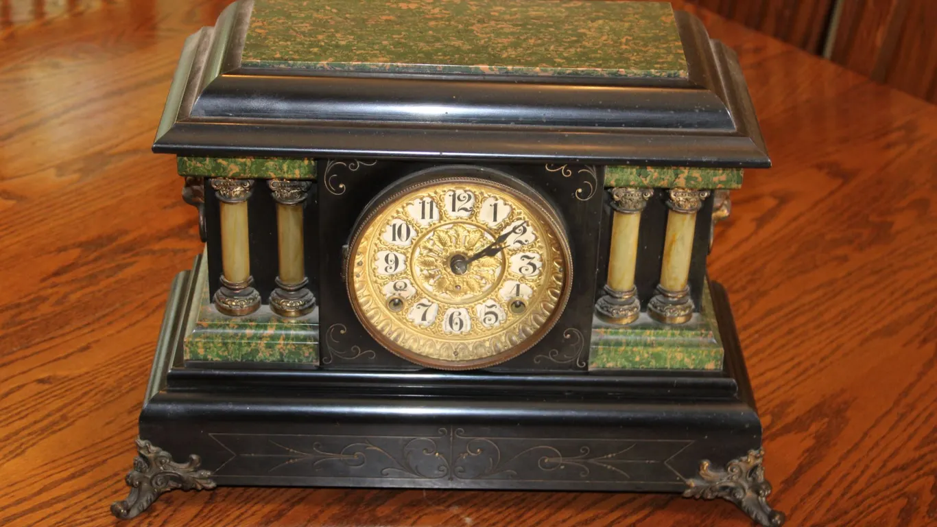Antique Mantel Clock