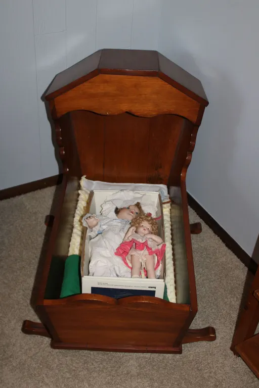 Wooden Cradle & Dolls