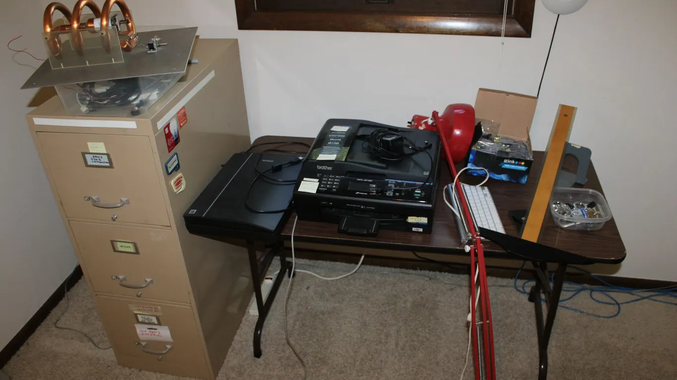 Office Equipment & Supplies
