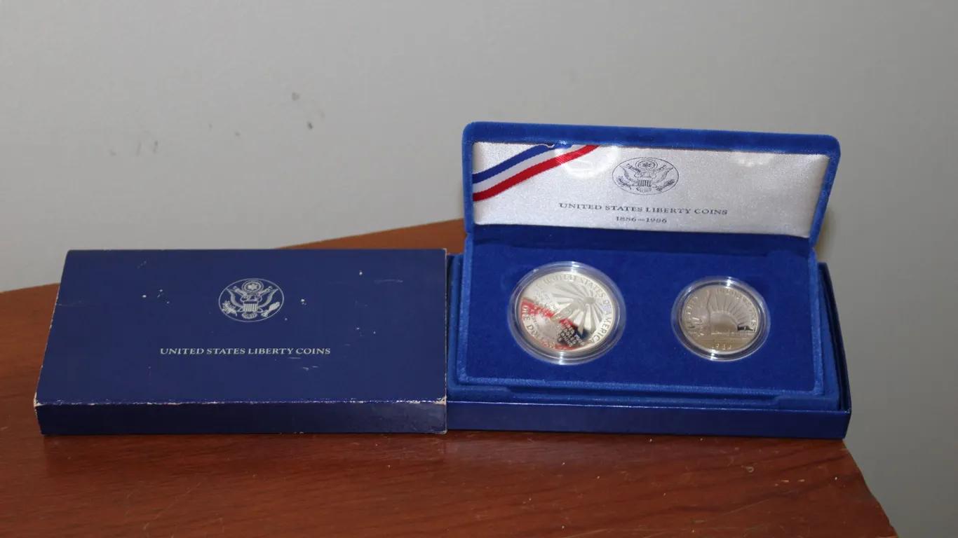 1986 U.S. Liberty Coins
