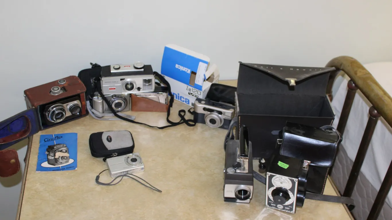 Cameras & Accessories