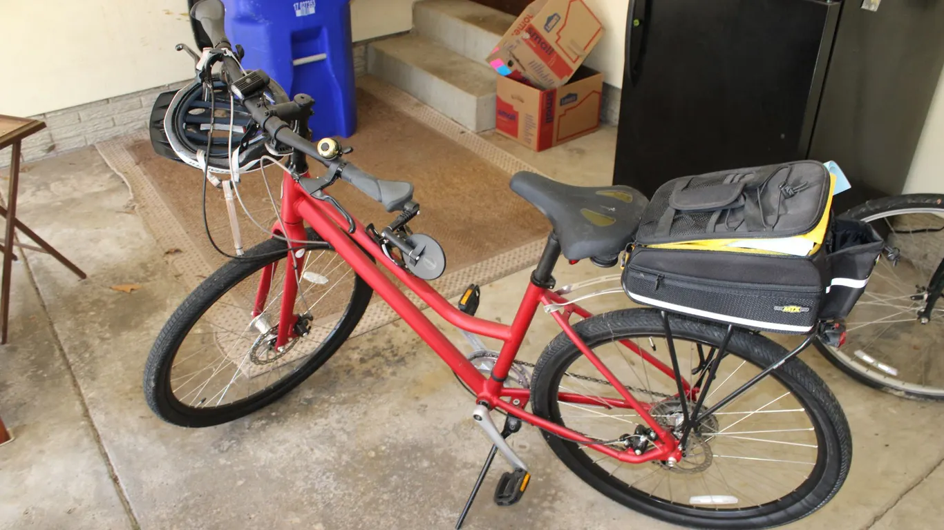 Roll: Bicycle & Accessories