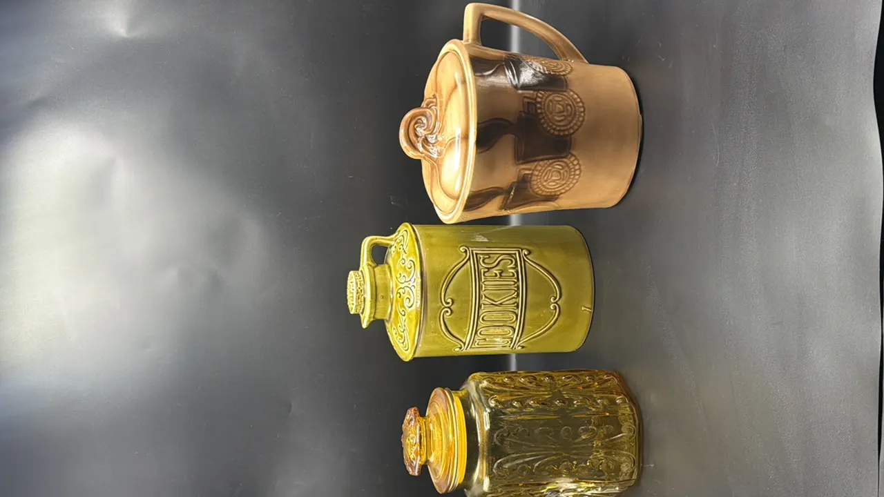 SELECTION OF COOKIE JARS