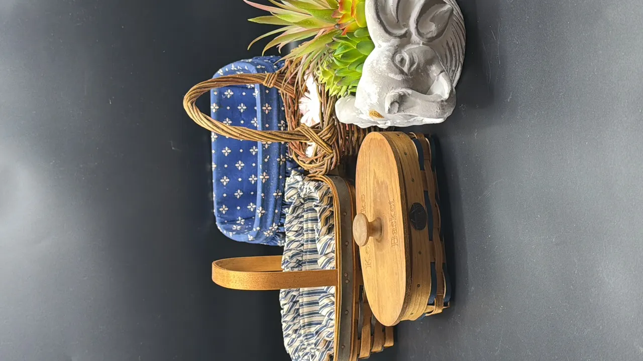 VARIETY OF LONGABERGER BASKETS