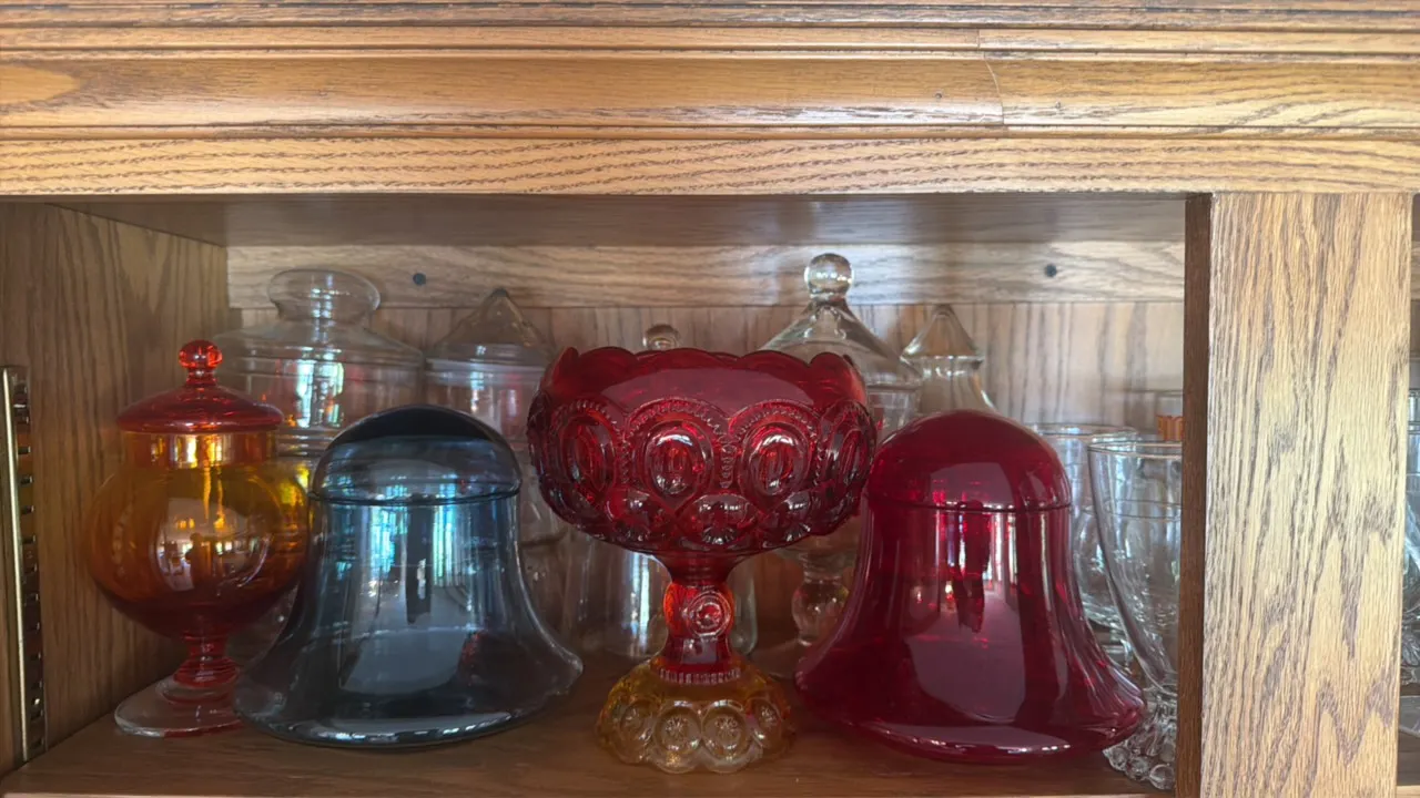 SPECIALTY GLASSWARE AND CONTENTS OF CUPBOARD