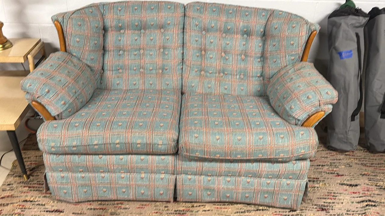 VINTAGE UPHOLSTERED LOVE SEAT