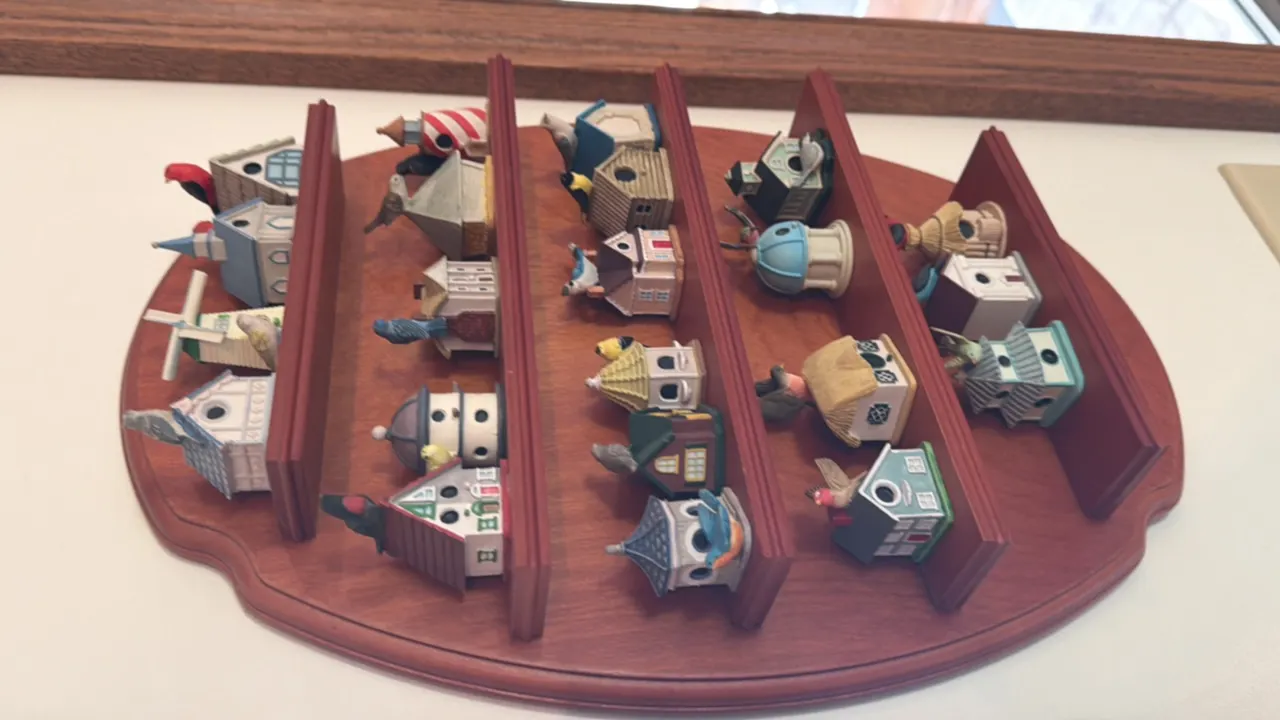 LENOX BIRDHOUSE THIMBLES COLLECTION