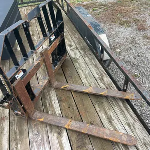Landpride PFL3048 Pallet Forks -SN 1053395