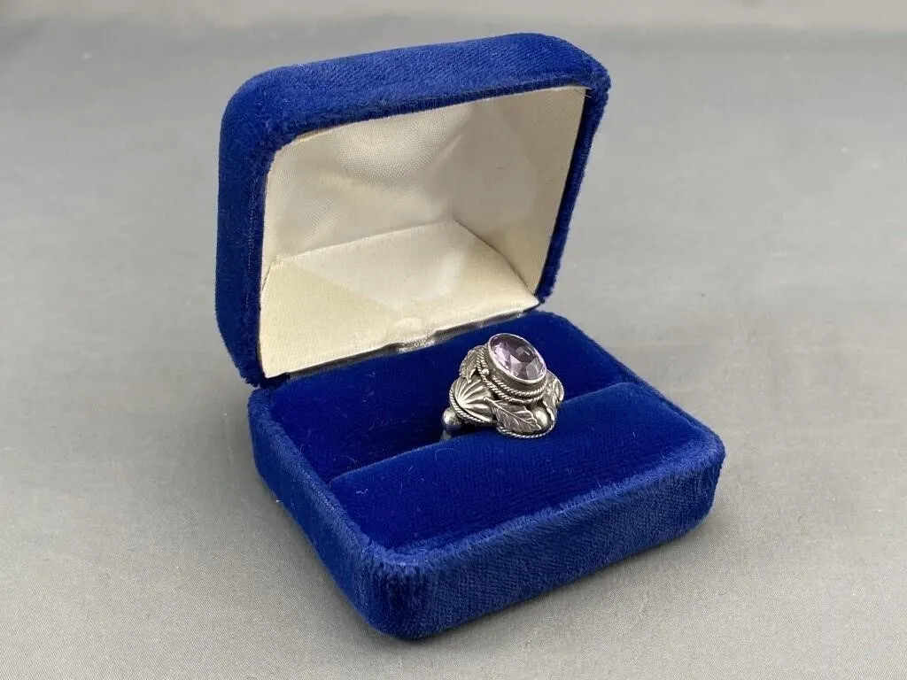 Sterling Silver Poison Ring w Faceted Amethyst