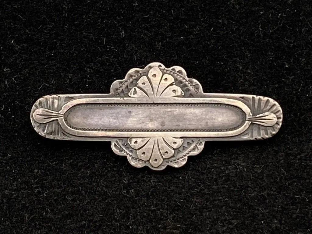 1895 English Sterling Frederick Venour Brooch