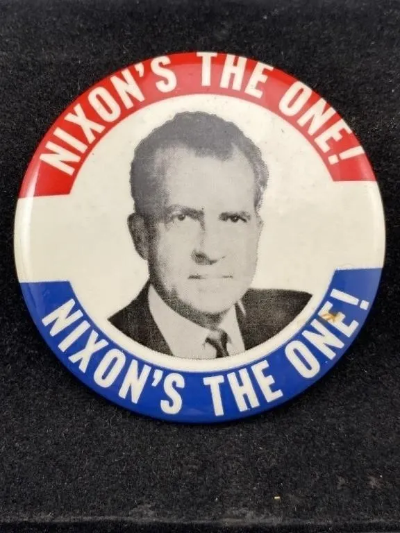 Period Richard Nixon Pin Back Button
