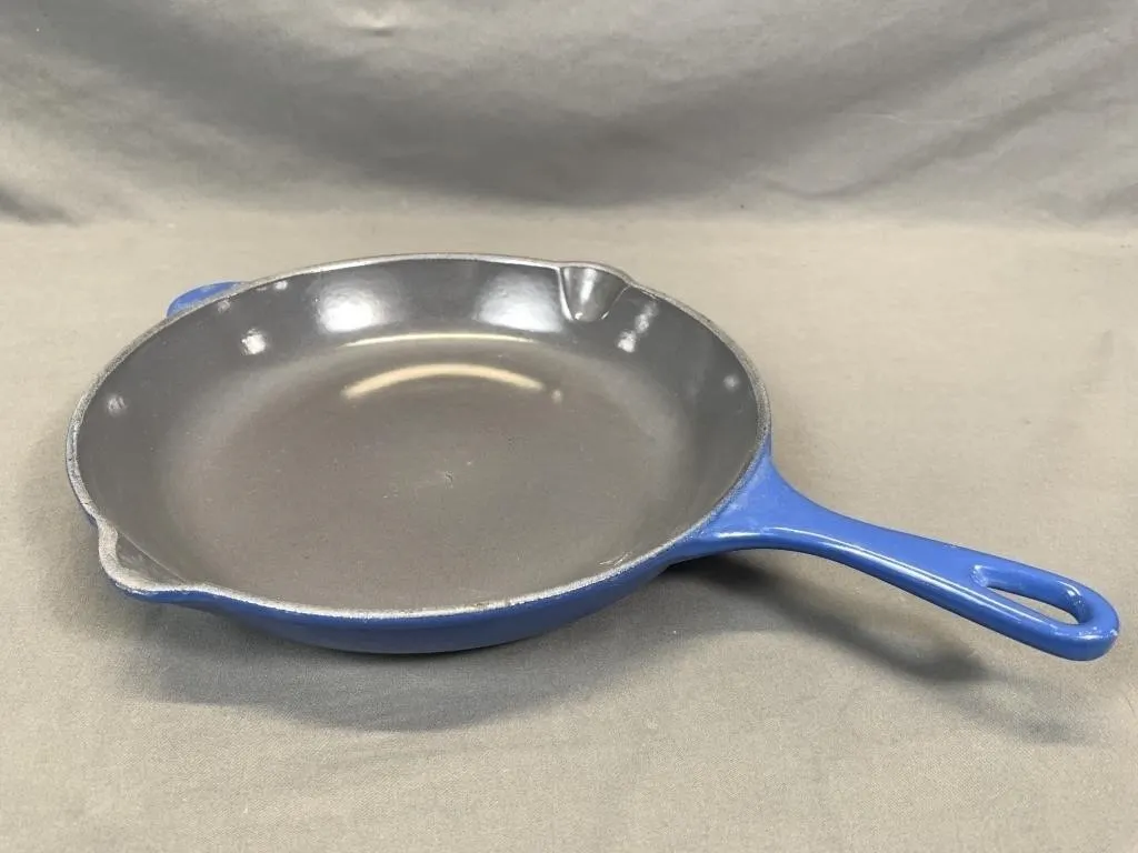 Blue Cast Iron Handle LE CREUSET Frying Pan