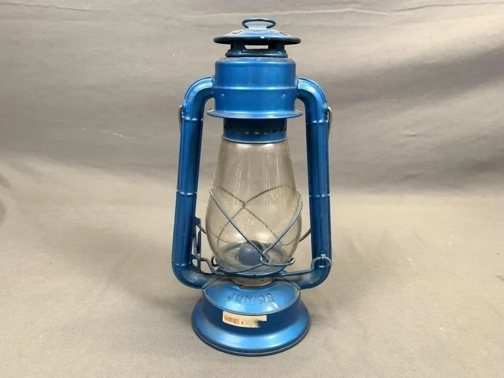 Vintage DIETZ JUNIOR Lantern