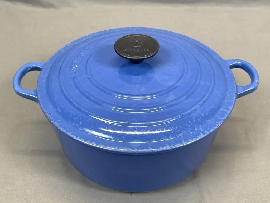 Blue Enamel Cast Iron LE CREUSET Dutch Oven
